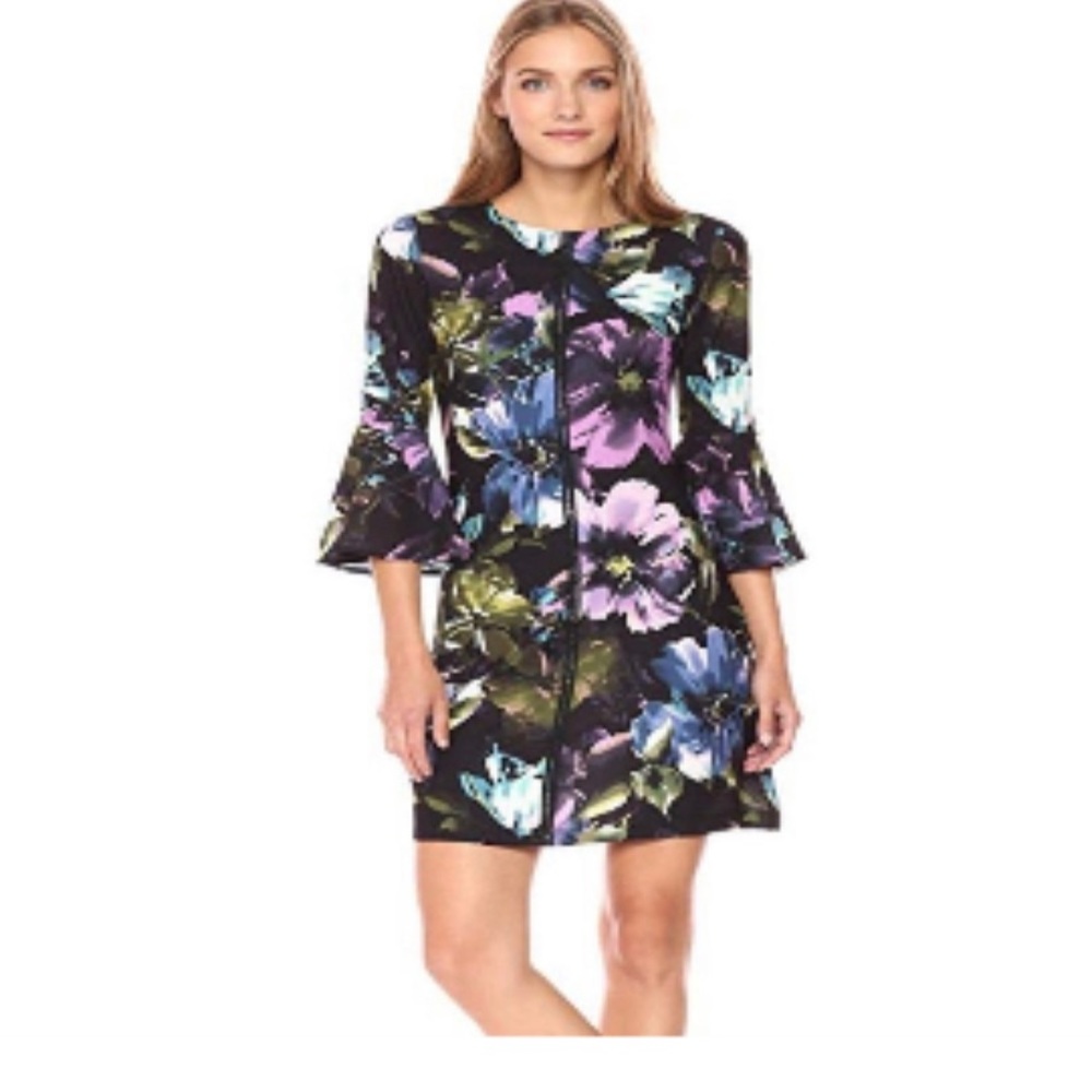 14W Gabby Skye Dark Floral Dress